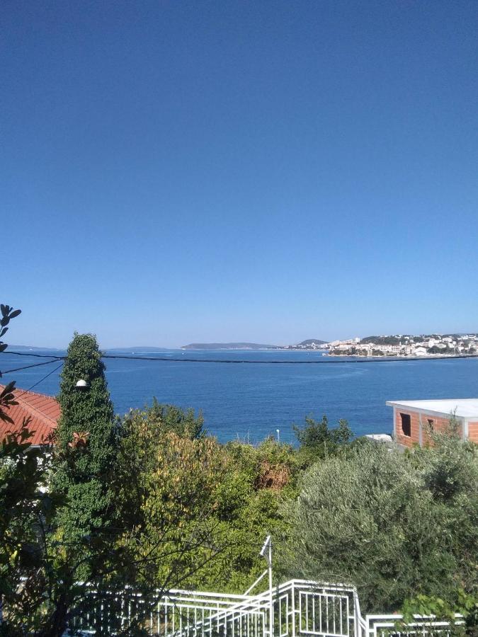 Apartman Bozikovic Villa Подстрана Екстериор снимка